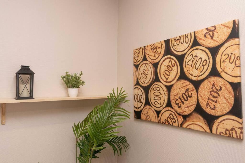 Le Petit Carnot Apartment Турню Екстериор снимка