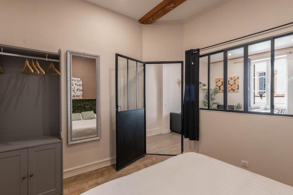Le Petit Carnot Apartment Турню Екстериор снимка
