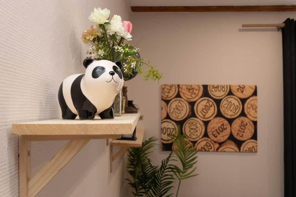 Le Petit Carnot Apartment Турню Екстериор снимка